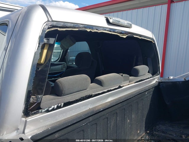 2005 Chevrolet Silverado 1500 Ls მანქანა იყიდება აუქციონზე, vin: 2GCEC13T051182657, აუქციონის ნომერი: 46151290