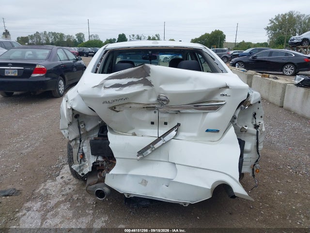 2014 Nissan Altima 2.5 Sl მანქანა იყიდება აუქციონზე, vin: 1N4AL3AP5EC427890, აუქციონის ნომერი: 46151298