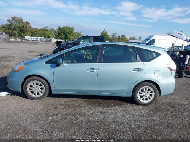 Aukcja sprzedaży 2013 Toyota Prius V Three, vin: JTDZN3EU2D3272723, numer aukcji: 46151352