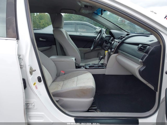 46151365 :رقم المزاد ، 4T4BF1FK7ER380414 vin ، 2014 Toyota Camry Le مزاد بيع