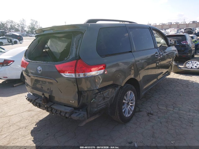 Продаж на аукціоні авто 2013 Toyota Sienna Xle V6 8 Passenger, vin: 5TDYK3DC2DS403659, номер лоту: 46151370