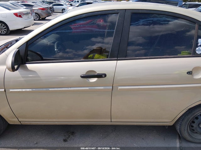 2006 Hyundai Accent Gls მანქანა იყიდება აუქციონზე, vin: KMHCN46C56U027232, აუქციონის ნომერი: 46151457