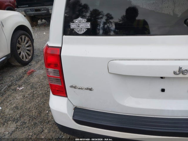 Продаж на аукціоні авто 2015 Jeep Patriot Latitude, vin: 1C4NJRFB9FD188373, номер лоту: 46151459