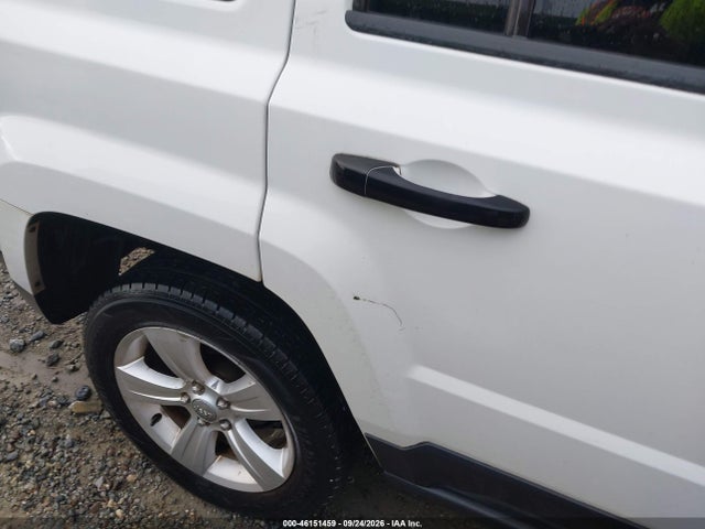 Продаж на аукціоні авто 2015 Jeep Patriot Latitude, vin: 1C4NJRFB9FD188373, номер лоту: 46151459