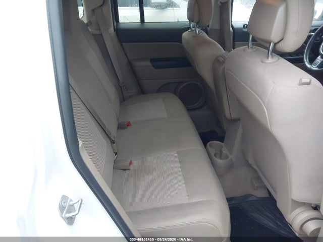 Продаж на аукціоні авто 2015 Jeep Patriot Latitude, vin: 1C4NJRFB9FD188373, номер лоту: 46151459