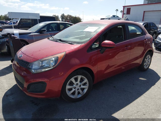 46151475 :رقم المزاد ، KNADM5A38F6445620 vin ، 2015 Kia Rio Lx مزاد بيع