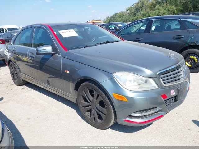 Продаж на аукціоні авто 2012 Mercedes-benz C 300 Luxury 4matic/sport 4matic, vin: WDDGF8BB5CA615187, номер лоту: 46151477