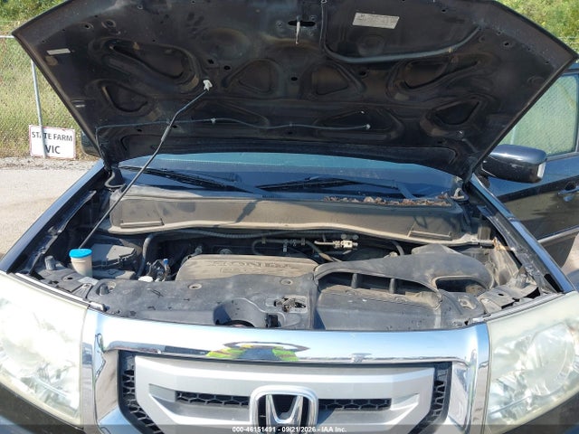 46151491 :رقم المزاد ، 5FNYF3H93BB052104 vin ، 2011 Honda Pilot Touring مزاد بيع