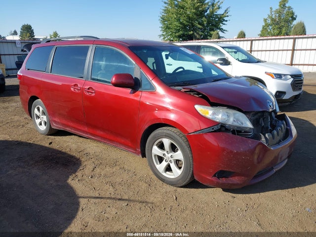 2015 Toyota Sienna Le 8 Passenger მანქანა იყიდება აუქციონზე, vin: 5TDKK3DC6FS534442, აუქციონის ნომერი: 46151514