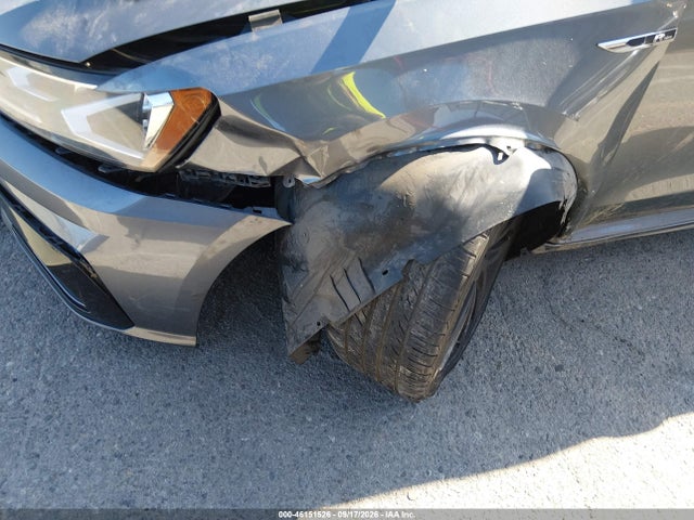 Продажа на аукционе авто 2018 Volkswagen Passat 2.0t R-line/2.0t S, vin: 1VWAA7A34JC013883, номер лота: 46151526