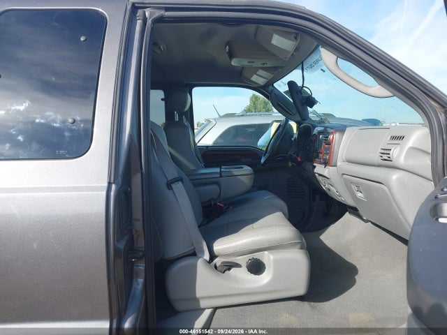 2005 Ford F-250 Lariat/xl/xlt მანქანა იყიდება აუქციონზე, vin: 1FTSX21P95EC60676, აუქციონის ნომერი: 46151542