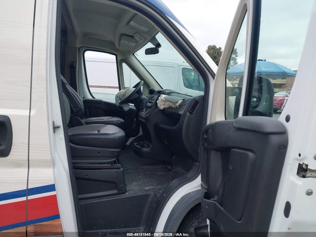 46151545 :رقم المزاد ، 3C6TRVAG7FE514673 vin ، 2015 Ram Promaster 1500 Low Roof مزاد بيع
