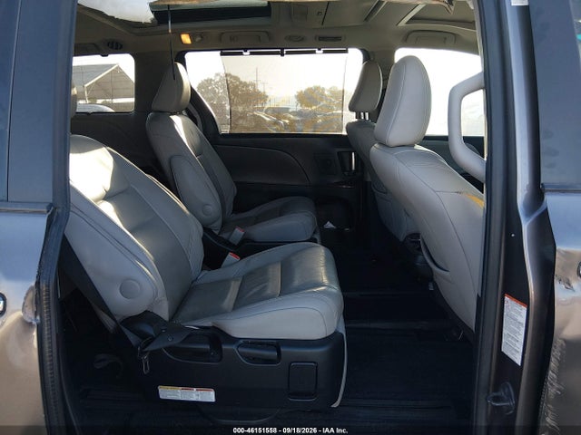 Продажа на аукционе авто 2015 Toyota Sienna Limited Premium 7 Passenger, vin: 5TDYK3DC8FS592918, номер лота: 46151558
