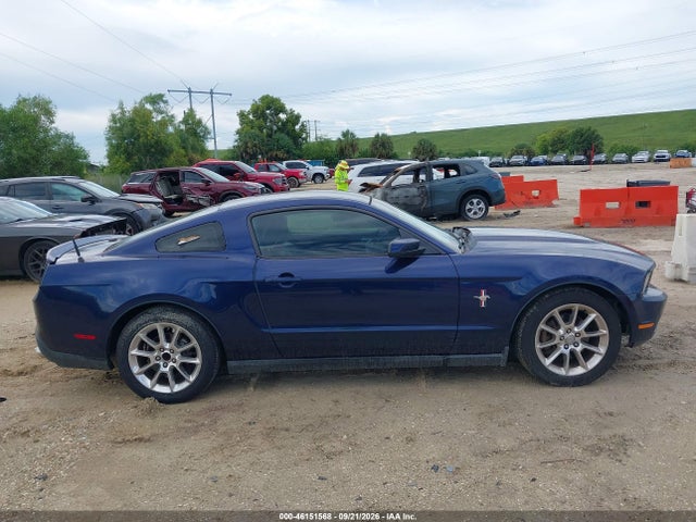46151568 :رقم المزاد ، 1ZVBP8AM1B5153090 vin ، 2011 Ford Mustang V6 Premium مزاد بيع