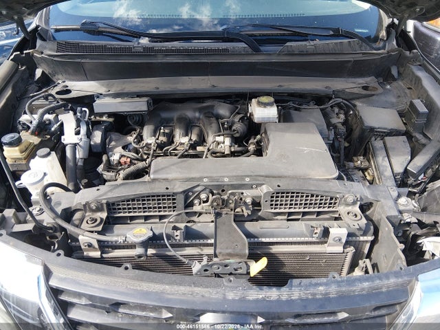 5N1DR2MN0JC670328 Nissan Pathfinder Sv