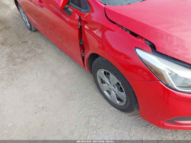 46151618 :رقم المزاد ، 1G1BC5SM1J7167840 vin ، 2018 Chevrolet Cruze Ls Auto مزاد بيع