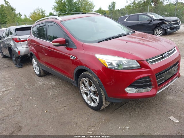 46151631 :رقم المزاد ، 1FMCU9J95FUB04676 vin ، 2015 Ford Escape Titanium مزاد بيع