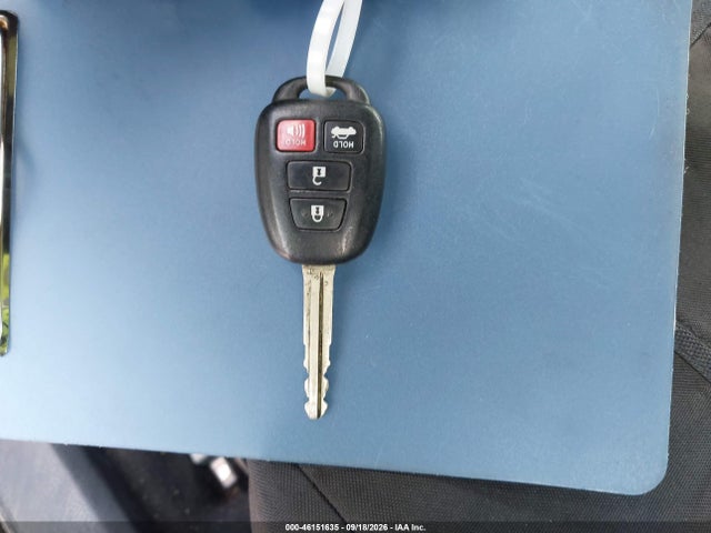 Продаж на аукціоні авто 2015 Toyota Corolla Le, vin: 5YFBURHE7FP235964, номер лоту: 46151635