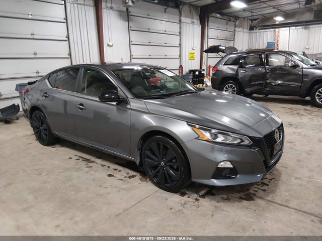 46151678 :رقم المزاد ، 1N4BL4CW6NN400913 vin ، 2022 Nissan Altima Sr Intelligent Awd مزاد بيع