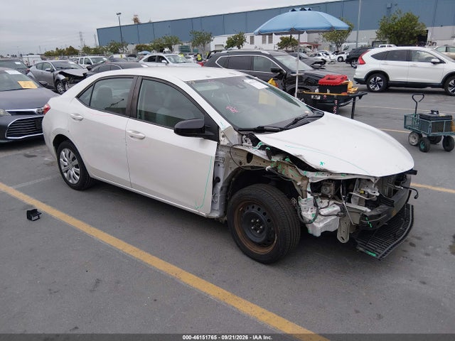 2017 Toyota Corolla Le მანქანა იყიდება აუქციონზე, vin: 5YFBURHE1HP697908, აუქციონის ნომერი: 46151765