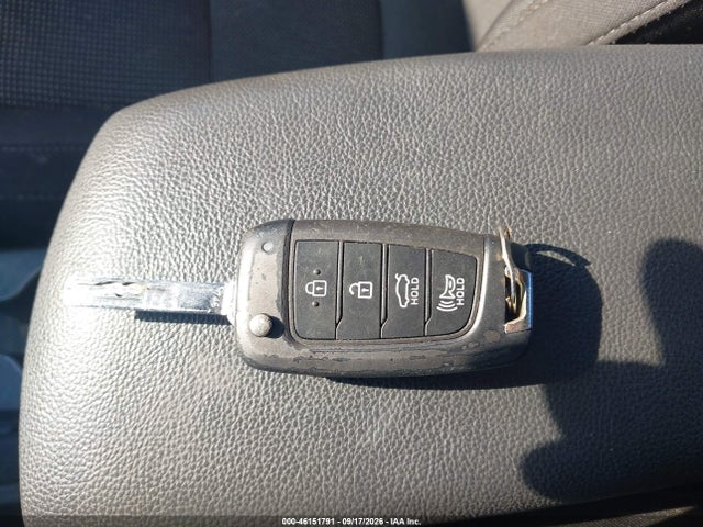 46151791 :رقم المزاد ، 3KPC24A31KE043912 vin ، 2019 Hyundai Accent Sel مزاد بيع