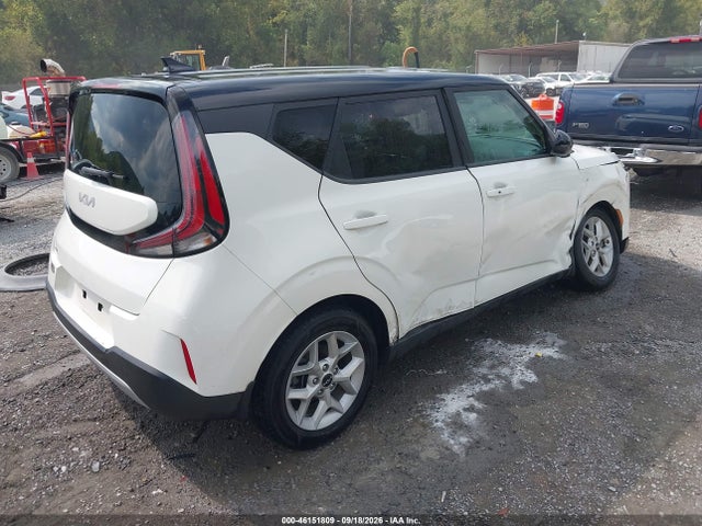 2023 Kia Soul S მანქანა იყიდება აუქციონზე, vin: KNDJ23AUXP7215596, აუქციონის ნომერი: 46151809