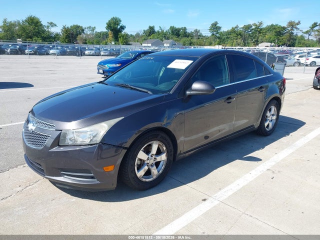 Chevrolet Cruze 1lt Auto 2014 1G1PC5SB3E7122893 Image 2