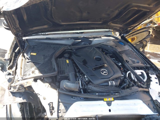 2016 Mercedes-benz C 300 4matic მანქანა იყიდება აუქციონზე, vin: 55SWF4KB8GU158949, აუქციონის ნომერი: 46151839