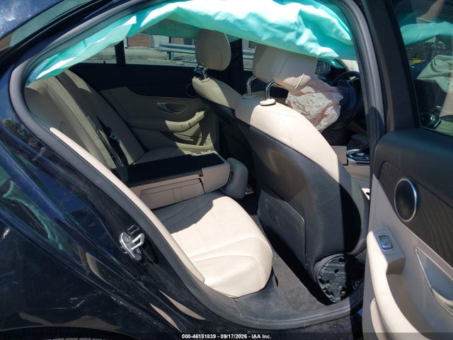 2016 Mercedes-benz C 300 4matic მანქანა იყიდება აუქციონზე, vin: 55SWF4KB8GU158949, აუქციონის ნომერი: 46151839
