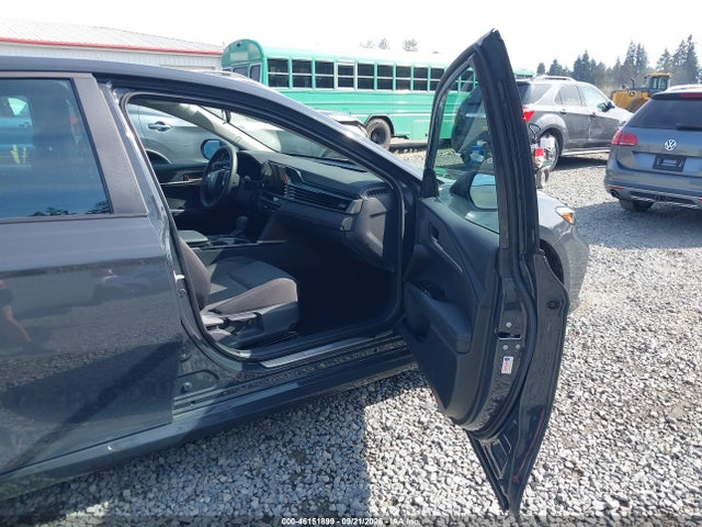 Toyota CAMRY LE 2025 4T1DAACK9SU516589 Image 5