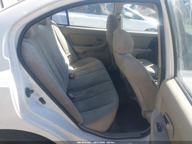 2004 Hyundai Elantra Gls/gt მანქანა იყიდება აუქციონზე, vin: KMHDN46D84U876104, აუქციონის ნომერი: 46151921