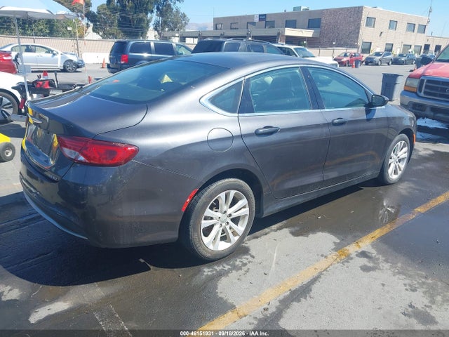 Chrysler 200 Limited 2016 1C3CCCAB9GN107863 Image 4