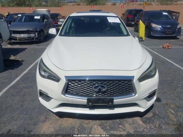 46152013 :رقم المزاد ، JN1EV7AP3JM358668 vin ، 2018 Infiniti Q50 3.0t Luxe مزاد بيع