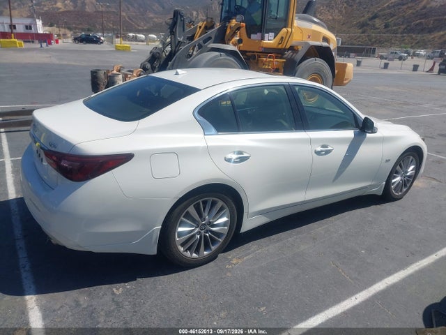 46152013 :رقم المزاد ، JN1EV7AP3JM358668 vin ، 2018 Infiniti Q50 3.0t Luxe مزاد بيع