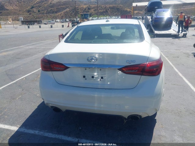 46152013 :رقم المزاد ، JN1EV7AP3JM358668 vin ، 2018 Infiniti Q50 3.0t Luxe مزاد بيع