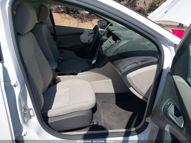 Ford FOCUS SE 2015 1FADP3F23FL336309 Image 5