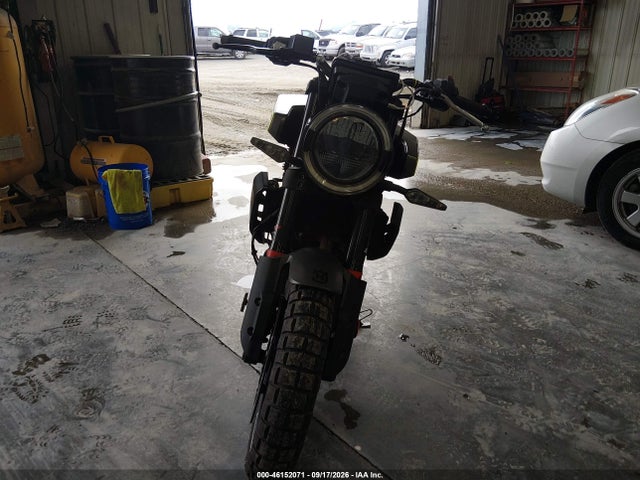Aukcja sprzedaży 2024 Husqvarna Vitpilen 401/svartpilen 401, vin: MD2JUJ404RN209485, numer aukcji: 46152071