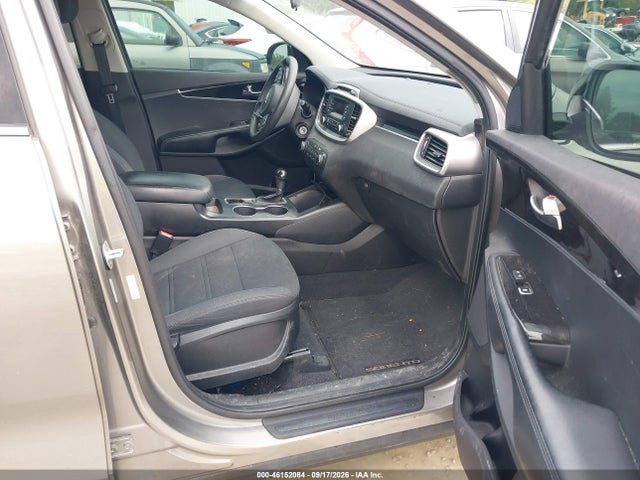 46152084 :رقم المزاد ، 5XYPG4A30GG124316 vin ، 2016 Kia Sorento 2.4l L مزاد بيع