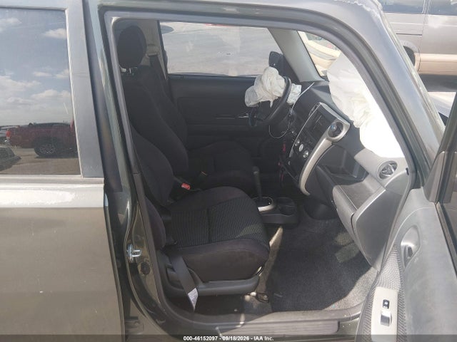 2004 Scion Xb მანქანა იყიდება აუქციონზე, vin: JTLKT324940133738, აუქციონის ნომერი: 46152097
