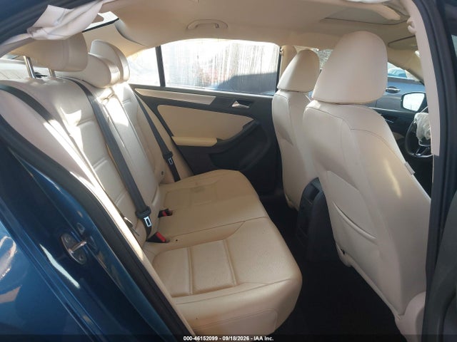2017 Volkswagen Jetta 1.4t Se მანქანა იყიდება აუქციონზე, vin: 3VWDB7AJ1HM354143, აუქციონის ნომერი: 46152099