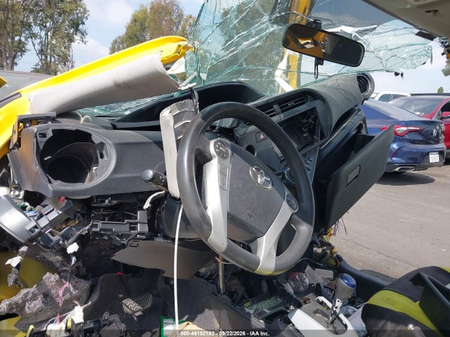 JTDKDTB37E1079688 Toyota Prius C Three