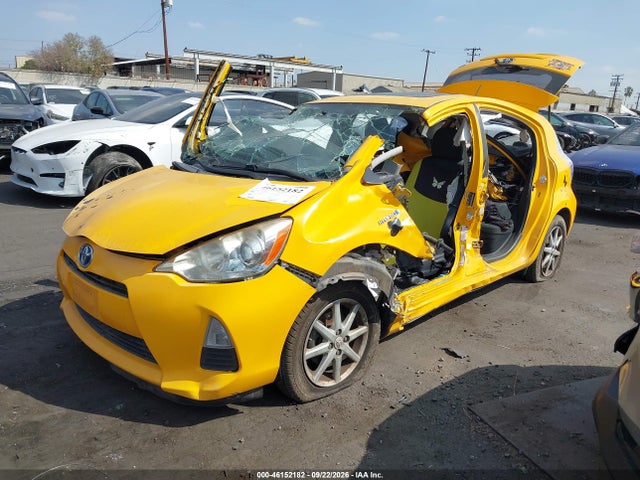 JTDKDTB37E1079688 Toyota Prius C Three