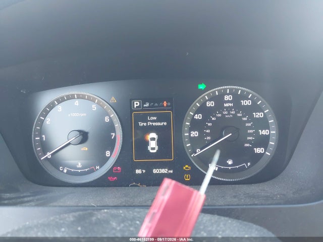 2015 Hyundai Sonata Limited მანქანა იყიდება აუქციონზე, vin: 5NPE34AFXFH054666, აუქციონის ნომერი: 46152199