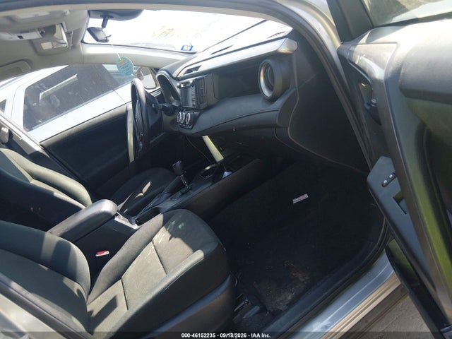 Aukcja sprzedaży 2018 Toyota Rav4 Le, vin: JTMZFREVXJJ211541, numer aukcji: 46152235