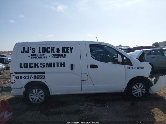 46152264 :رقم المزاد ، 3N6CM0KNXHK717548 vin ، 2017 Nissan Nv200 Sv مزاد بيع