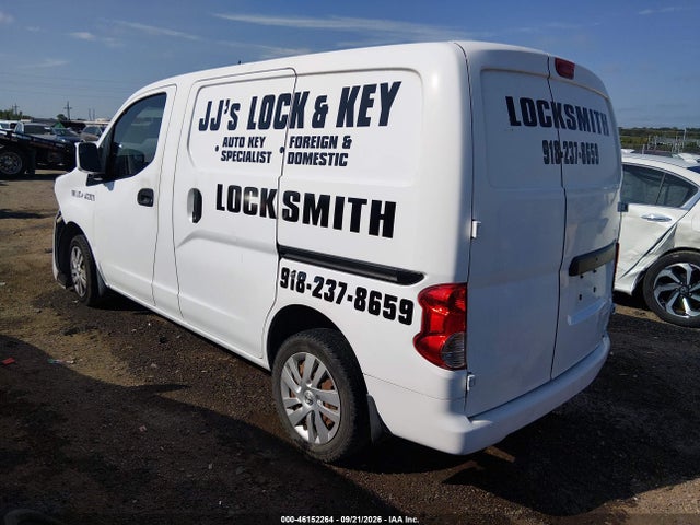 46152264 :رقم المزاد ، 3N6CM0KNXHK717548 vin ، 2017 Nissan Nv200 Sv مزاد بيع