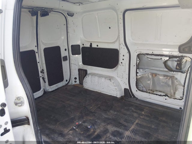 46152264 :رقم المزاد ، 3N6CM0KNXHK717548 vin ، 2017 Nissan Nv200 Sv مزاد بيع