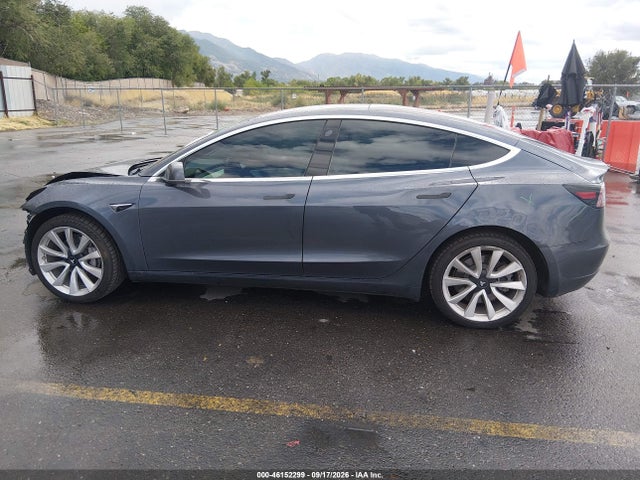 5YJ3E1EA9JF178031 Tesla MODEL 3