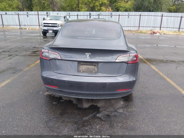 5YJ3E1EA9JF178031 Tesla MODEL 3