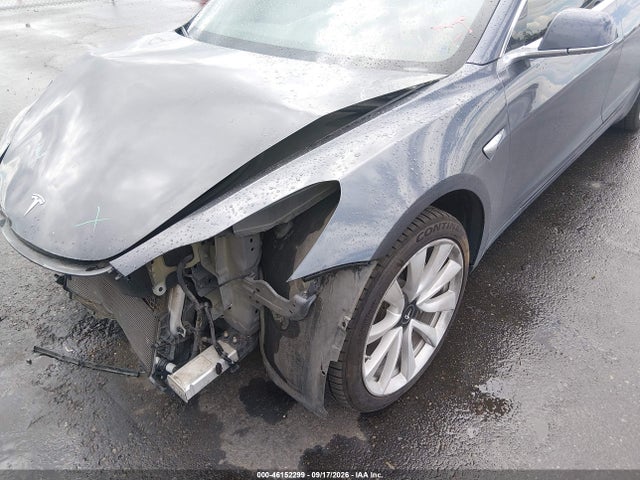 5YJ3E1EA9JF178031 Tesla MODEL 3